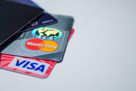 générateur-carte-bancaire-test