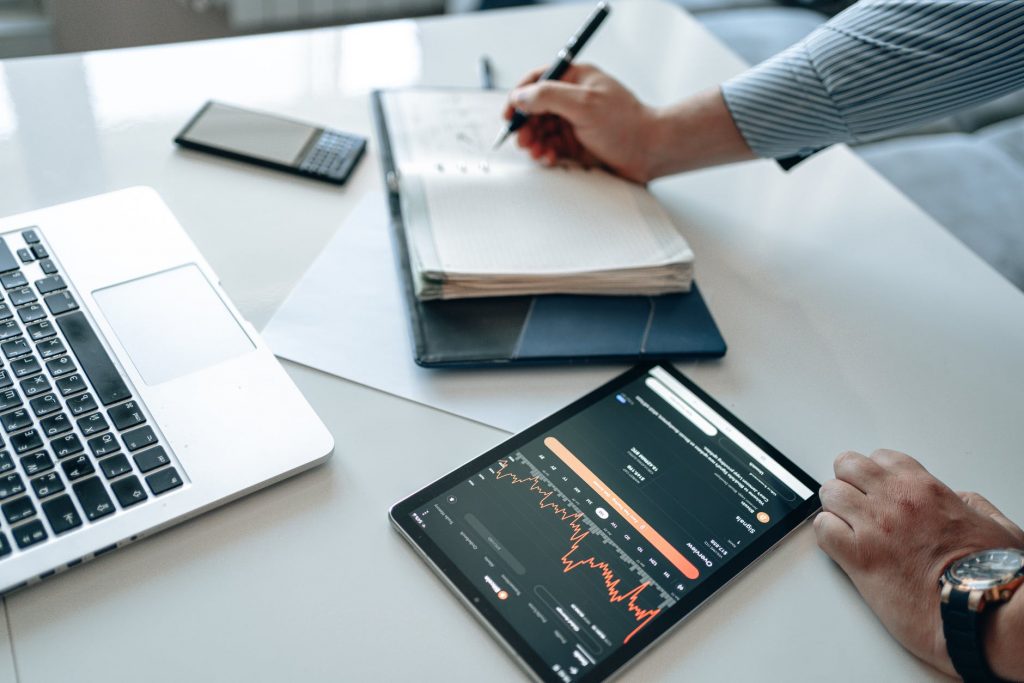 Quelles sont les différents facteurs d'une prestation SEO ?