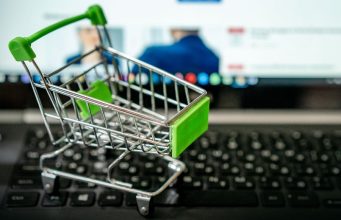 Un magasin phygital L'avenir du commerce fusionné entre le virtuel et le réel
