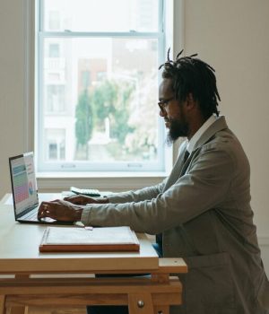 Travail à distance quels sont les contraintes et comment les surmonter