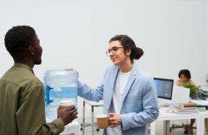Commander une fontaine à eau Everest : le choix durable pour l’entreprise ?