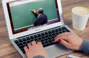 Reconversion professionnelle : construire son projet grâce à la formation en ligne